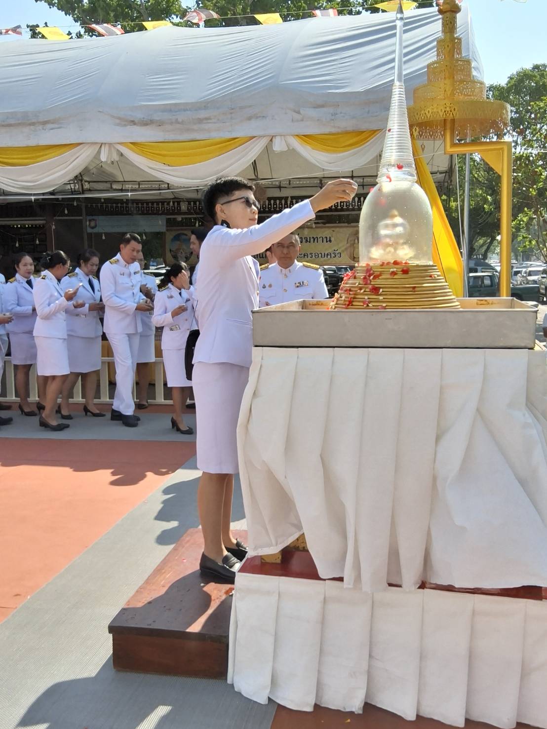 title - ส.ป.ก.นครปฐม เข้าร่วมพิธีอัญเชิญพระบรมสารีริกธาตุ เนื่องในประเพณีสงกรานต์ 2569